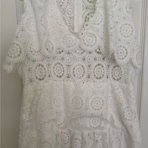 Chic White Lace Maxi Dress